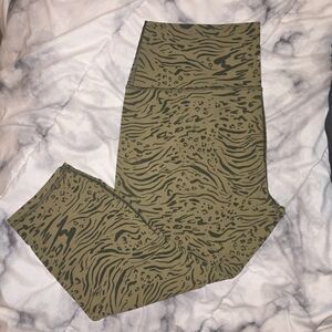 2x Athleta Transcend 7/8 Tight